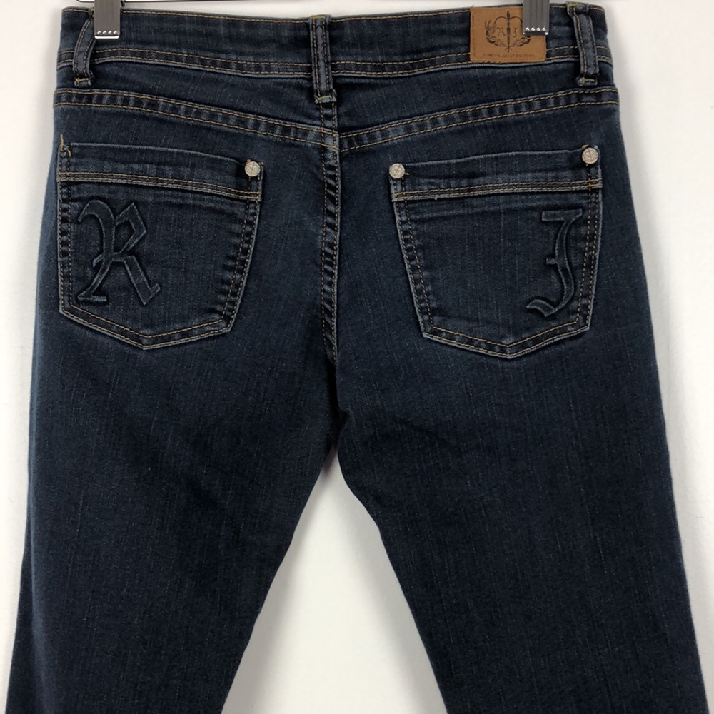 Romeo & Juliet Couture 5 pockets skinny jeans with back initials Size 27